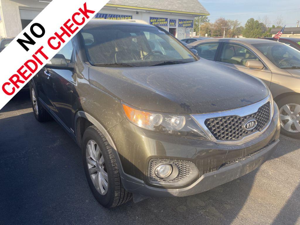 2011 GREEN KIA SORENTO BASE (5XYKTDA27BG) with an 3.5L engine, Automatic transmission, located at 930 E Little Creek Road, Norfolk, VA, 23518, (757) 588-0420, 36.915051, -76.244408 - Photo#0