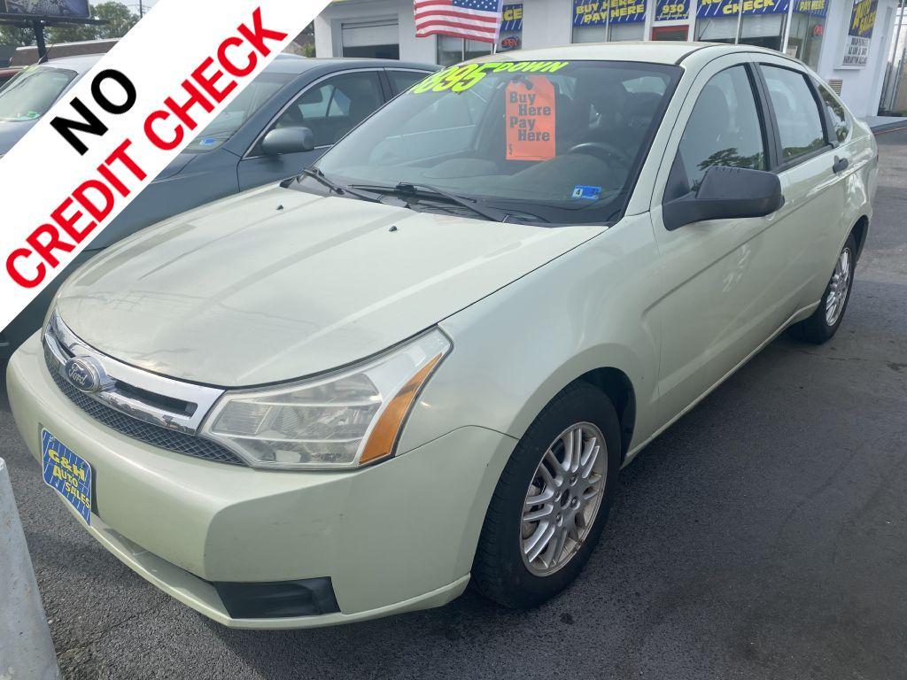 2010 GREEN FORD FOCUS SE (1FAHP3FN0AW) with an 2.0L engine, Automatic transmission, located at 930 E Little Creek Road, Norfolk, VA, 23518, (757) 588-0420, 36.915051, -76.244408 - Photo#0