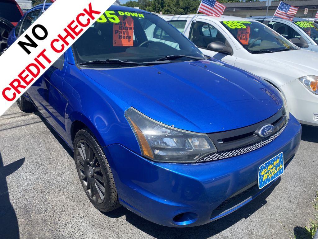 2011 Ford Focus SES's photo
