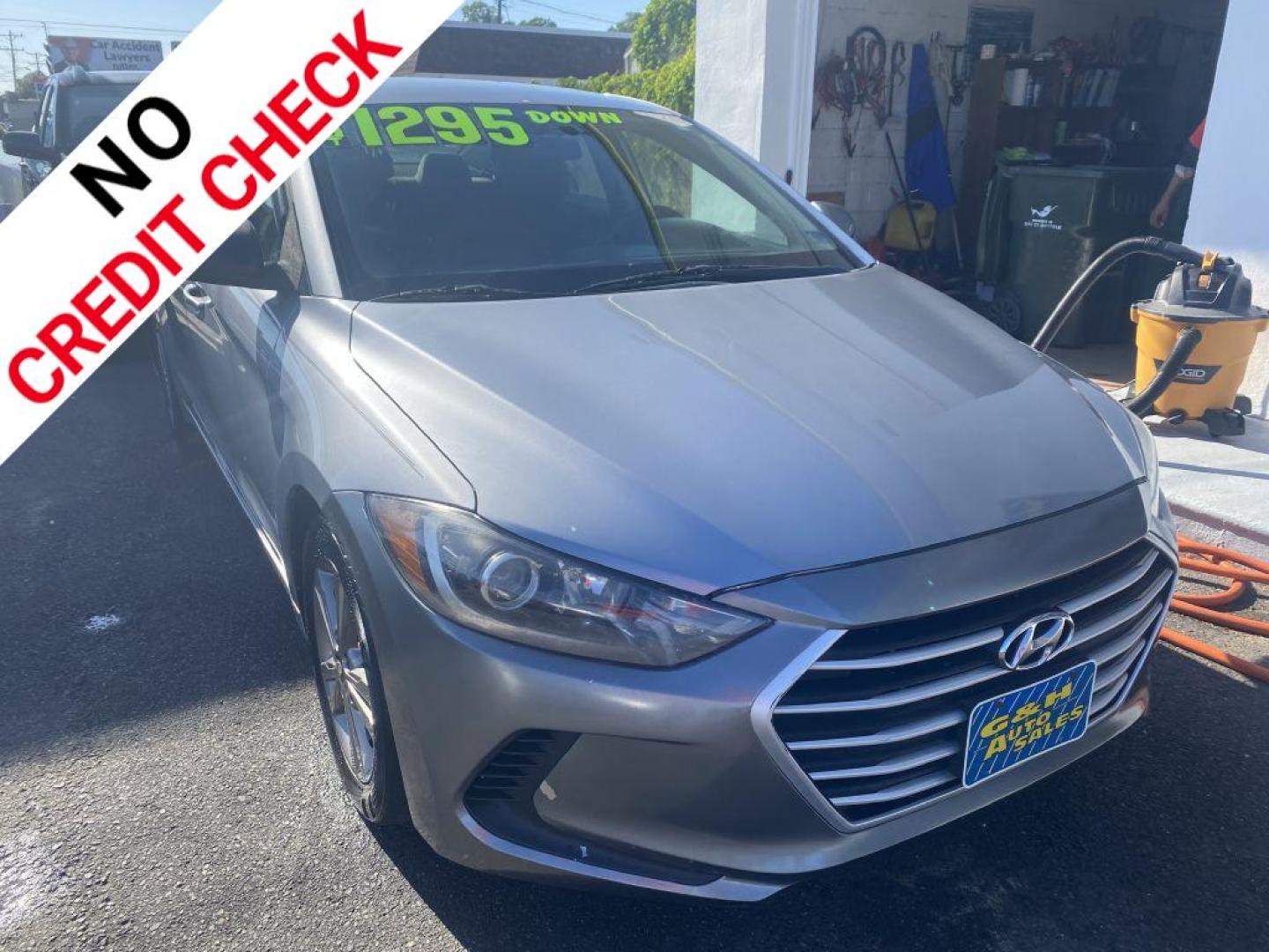 2017 SILVER HYUNDAI ELANTRA SE (5NPD84LF0HH) with an 2.0L engine, Automatic transmission, located at 930 E Little Creek Road, Norfolk, VA, 23518, (757) 588-0420, 36.915051, -76.244408- Photo#0