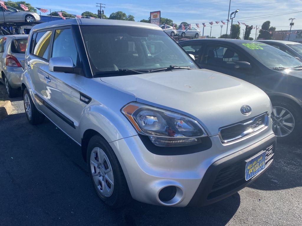 photo of 2012 KIA SOUL 