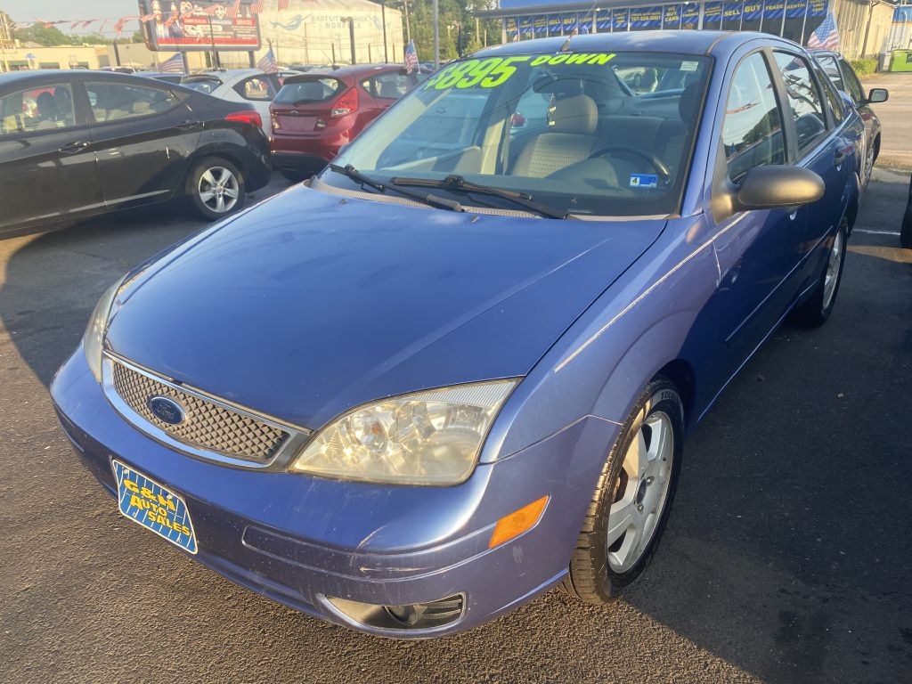photo of 2005 FORD FOCUS ZX4