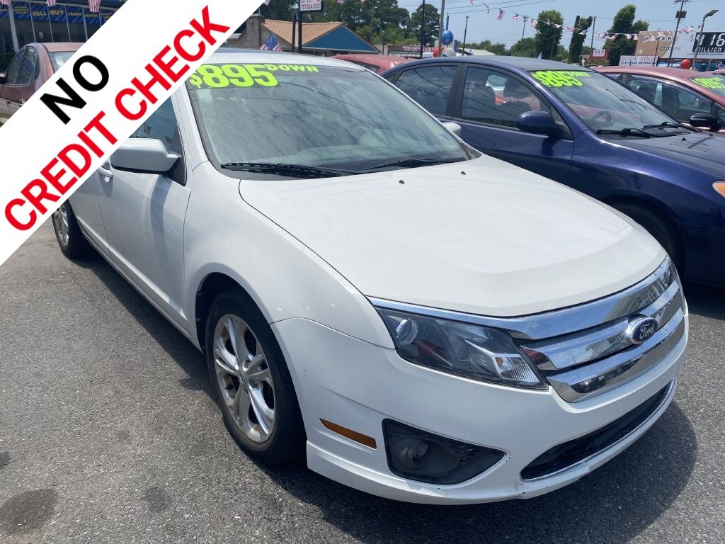 2012 WHITE FORD FUSION SE (3FAHP0HA3CR) with an 2.5L engine, Automatic transmission, located at 930 E Little Creek Road, Norfolk, VA, 23518, (757) 588-0420, 36.915051, -76.244408- Photo#0