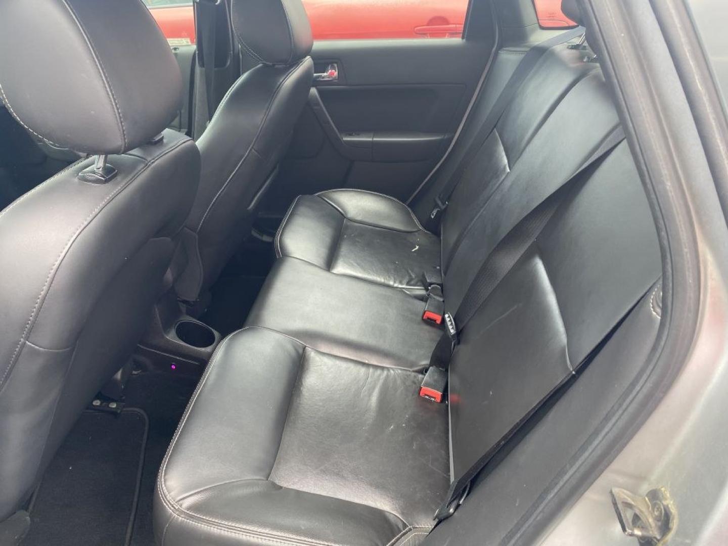 2010 SILVER FORD FOCUS SEL (1FAHP3HNXAW) with an 2.0L engine, Automatic transmission, located at 930 E Little Creek Road, Norfolk, VA, 23518, (757) 588-0420, 36.915051, -76.244408- Photo#2