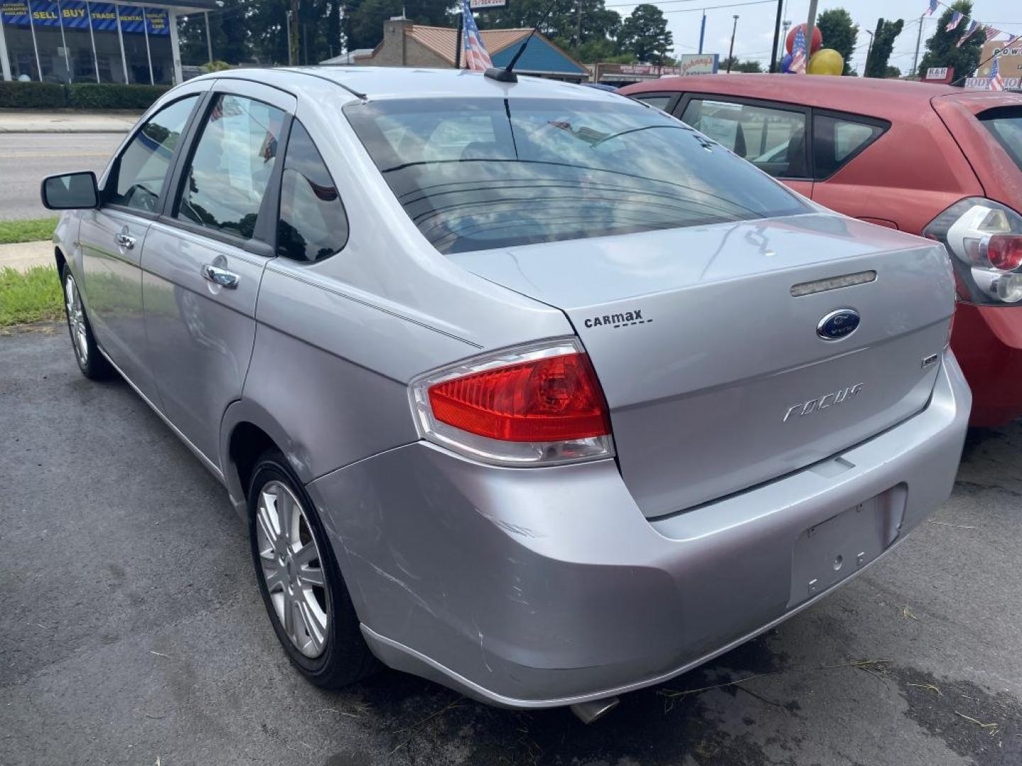 2010 SILVER FORD FOCUS SEL (1FAHP3HNXAW) with an 2.0L engine, Automatic transmission, located at 930 E Little Creek Road, Norfolk, VA, 23518, (757) 588-0420, 36.915051, -76.244408- Photo#3