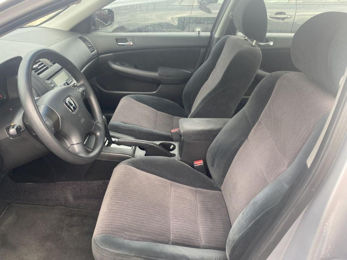 2003 SILVER HONDA ACCORD LX (1HGCM56343A) with an 2.4L engine, Automatic transmission, located at 930 E Little Creek Road, Norfolk, VA, 23518, (757) 588-0420, 36.915051, -76.244408- Photo#1