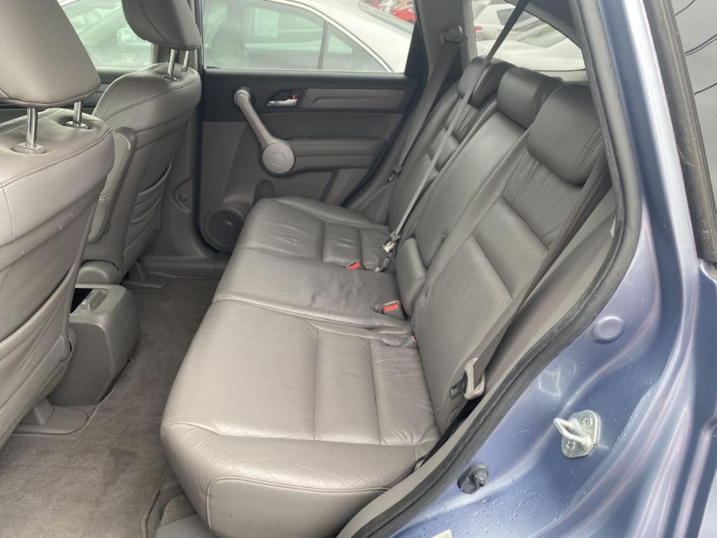 2007 BLUE HONDA CR-V EXL (JHLRE38717C) with an 2.4L engine, Automatic transmission, located at 930 E Little Creek Road, Norfolk, VA, 23518, (757) 588-0420, 36.915051, -76.244408- Photo#2